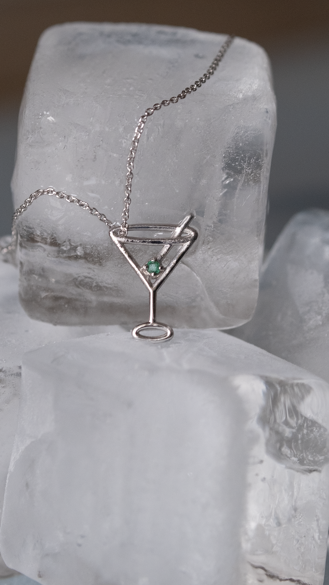 ALIITA IS FREEZING - WHITE GOLD COLLECTION