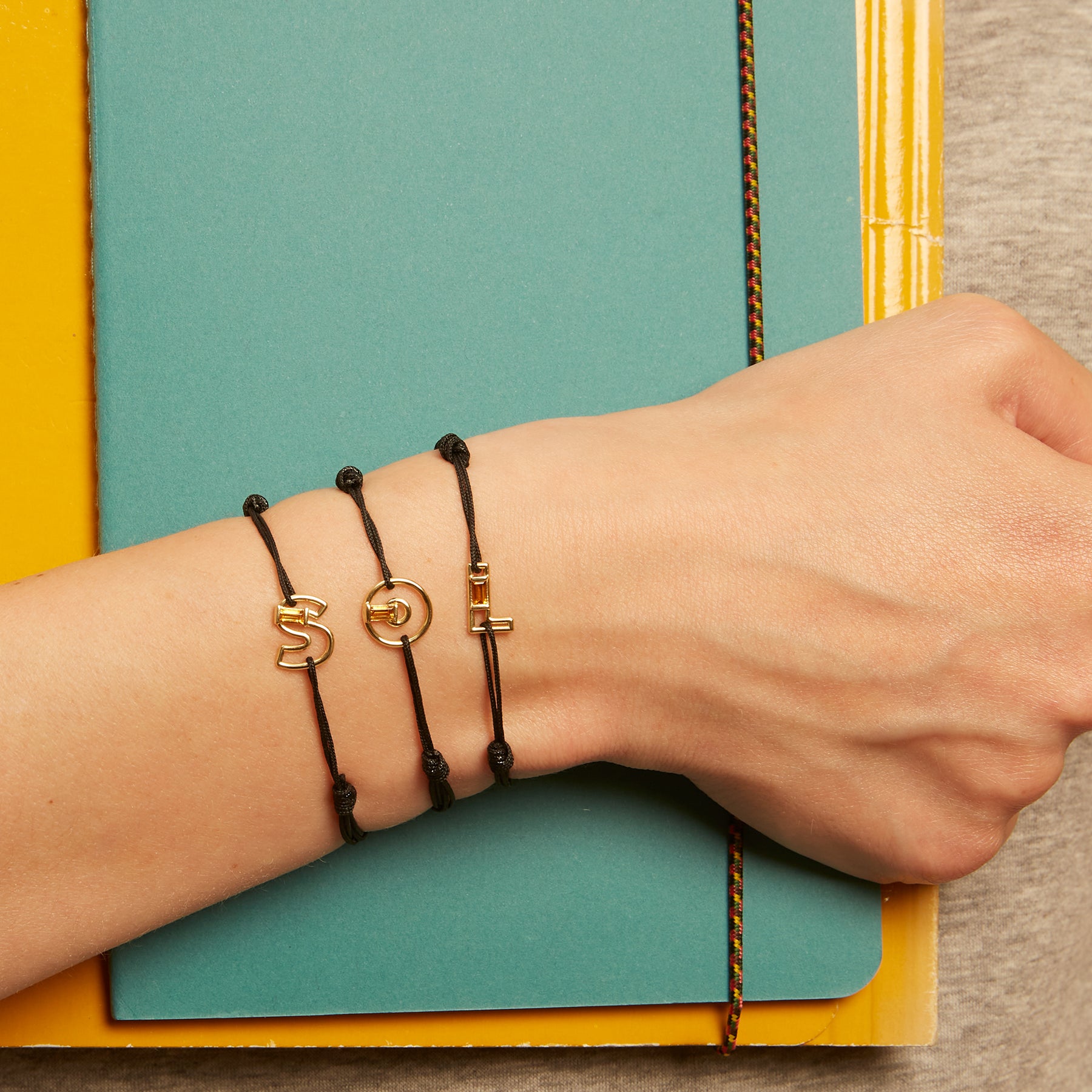 LETRA S CITRINE CORD BRACELET
