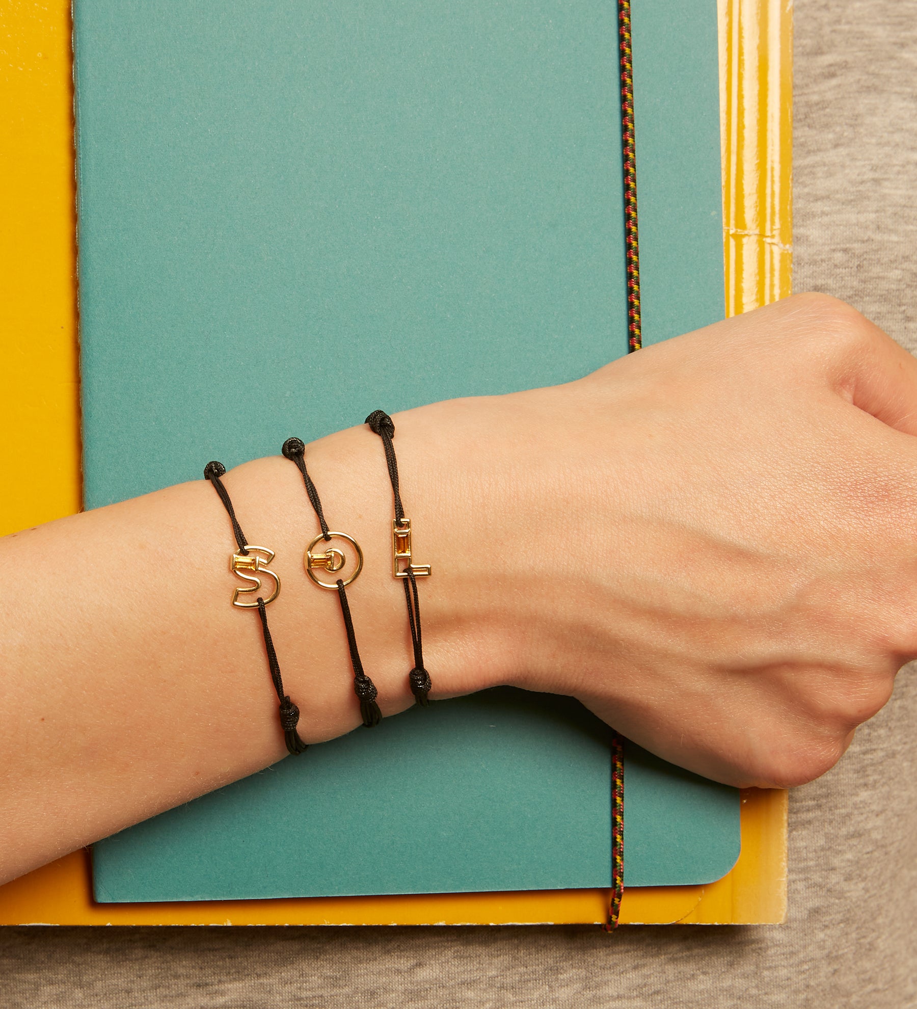 LETRA S CITRINE CORD BRACELET