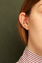 Carica l&#39;immagine nel visualizzatore di Gallery, DECO ROMBO EARCUFF
