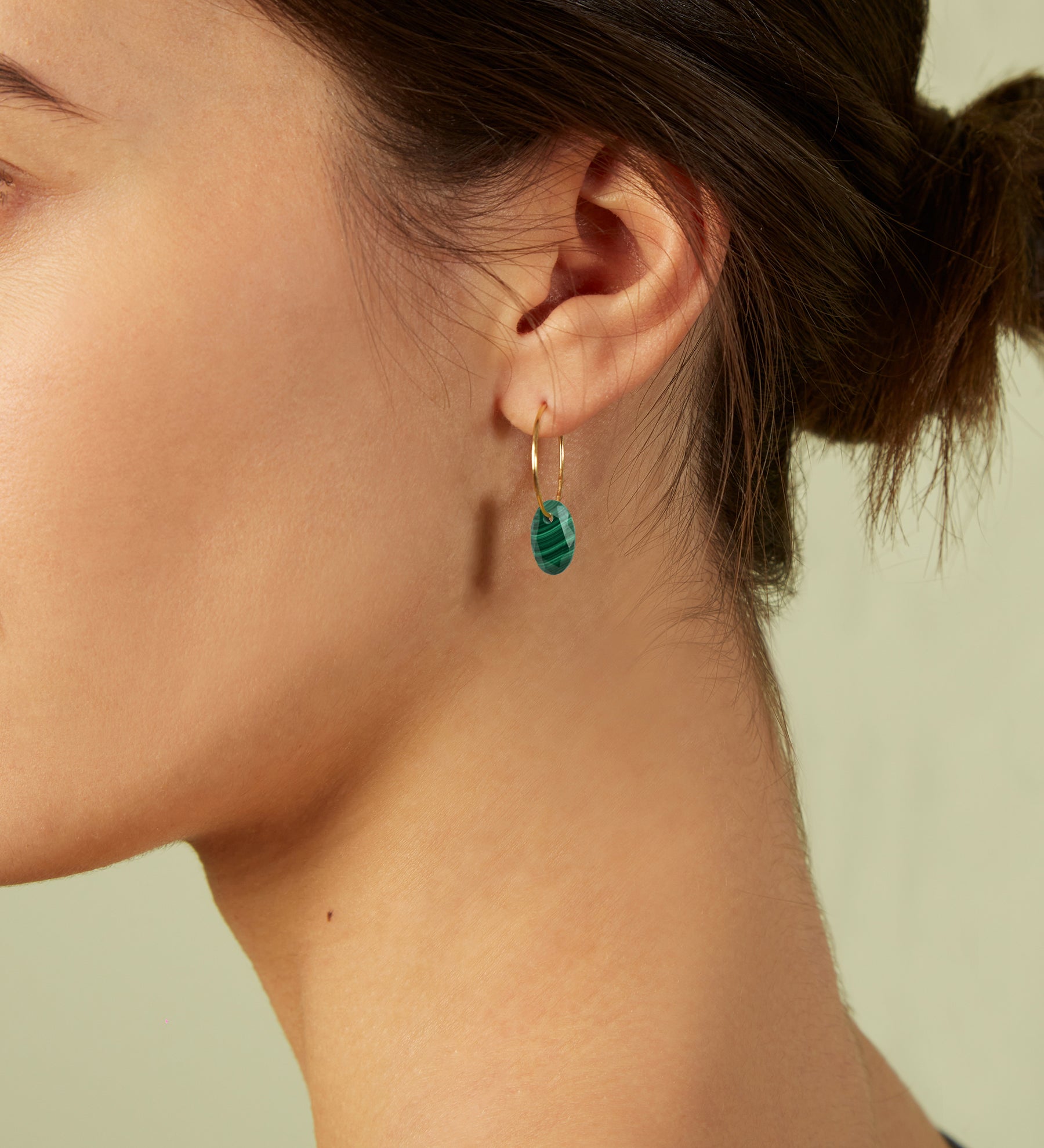 OVAL MALACHITE EARRING CIRCLE