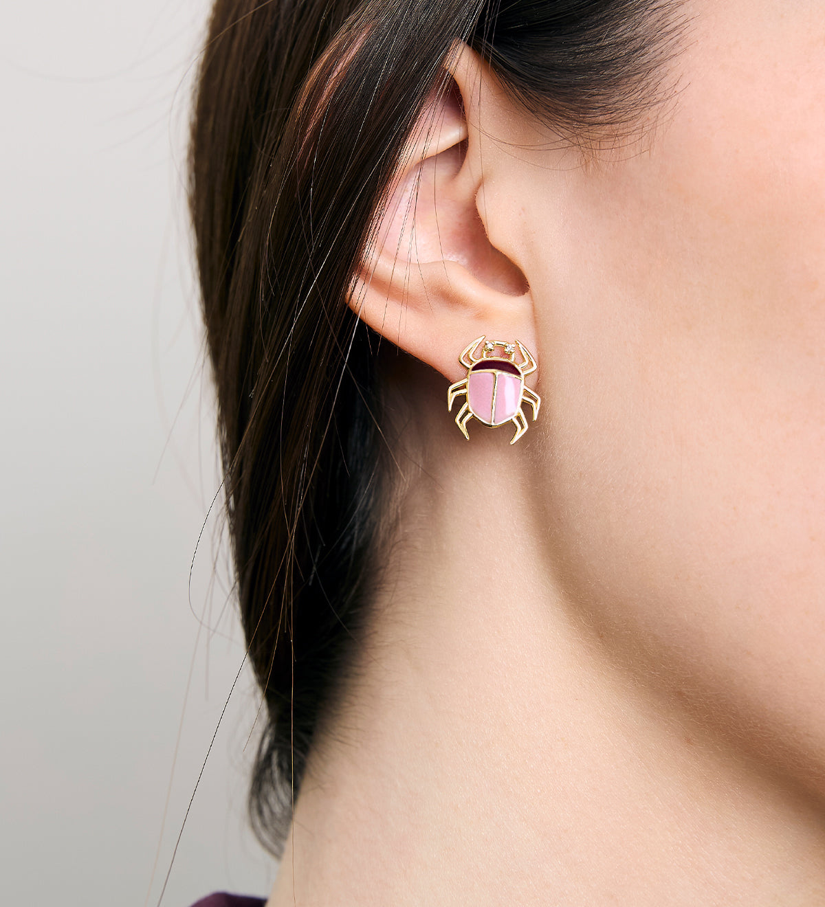ESCARABAJO BRILLANTE PRISMA PINK EARRINGS