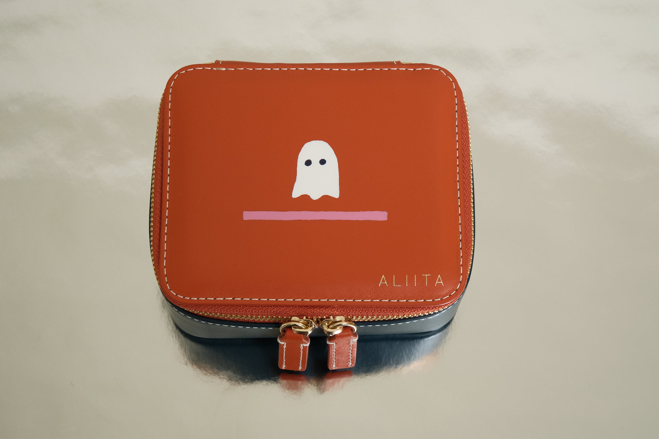 PORTAGIOIELLI FANTASMA