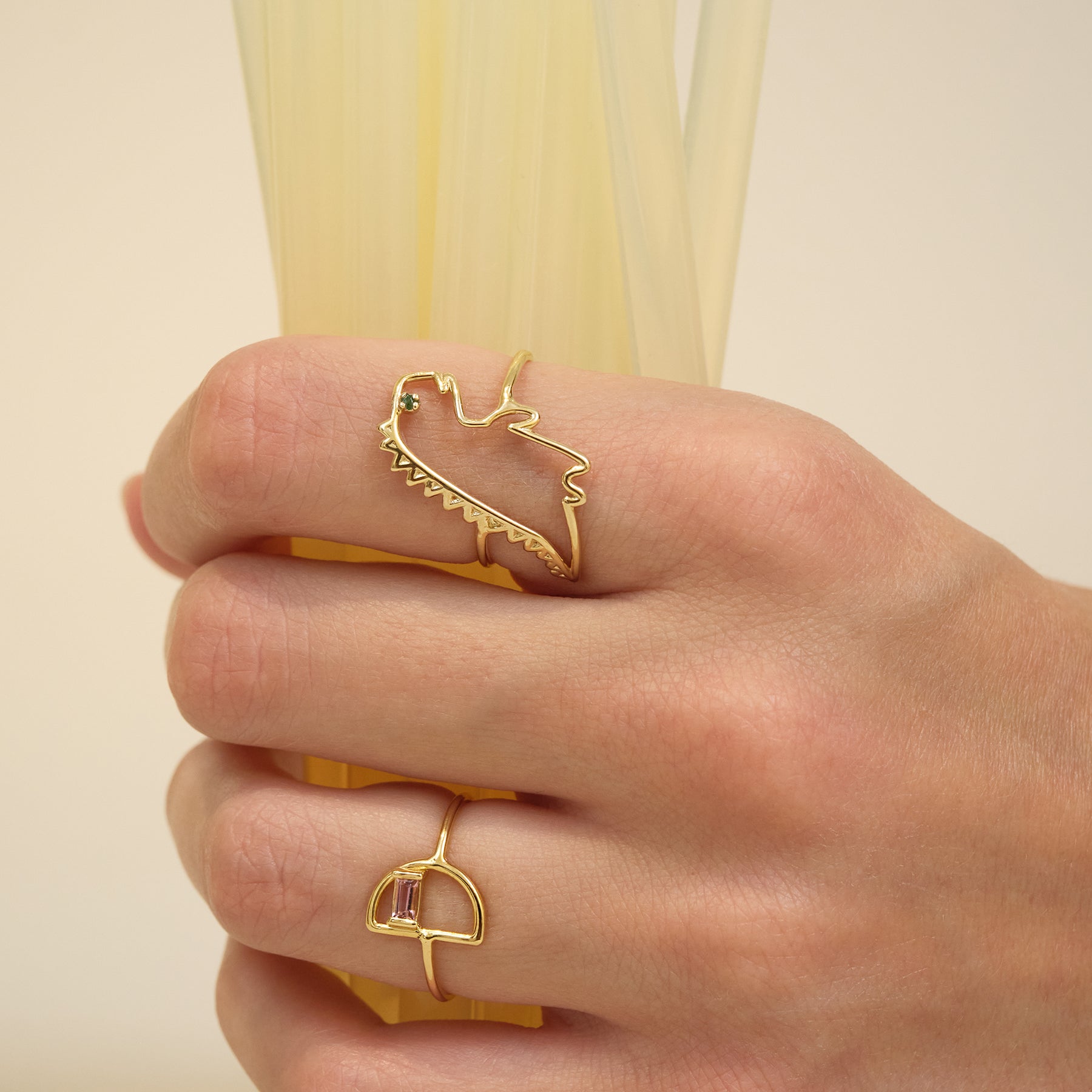 LETRA D TORMALINA ANELLO