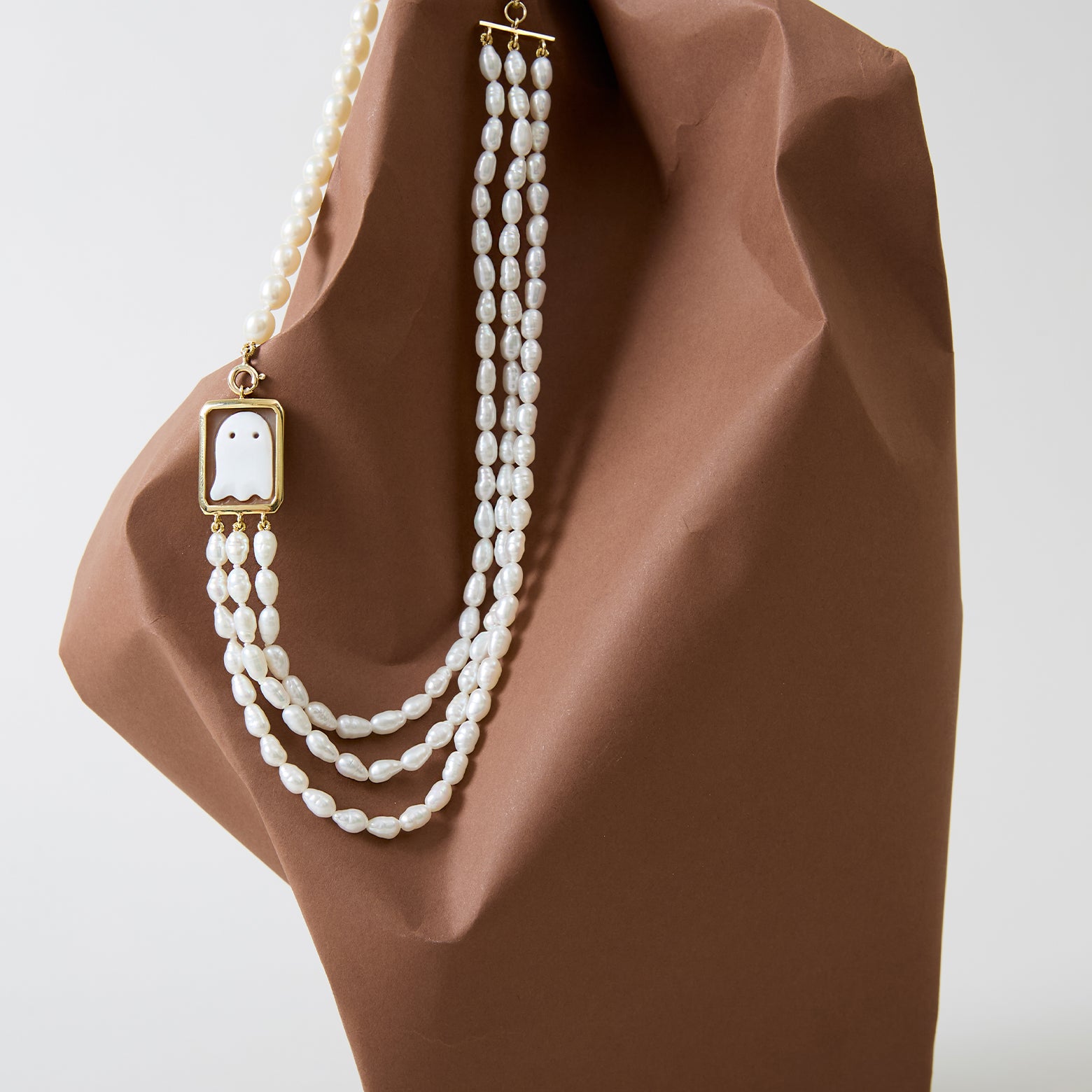 CAMEO FANTASMA MULTIPERLA NECKLACE
