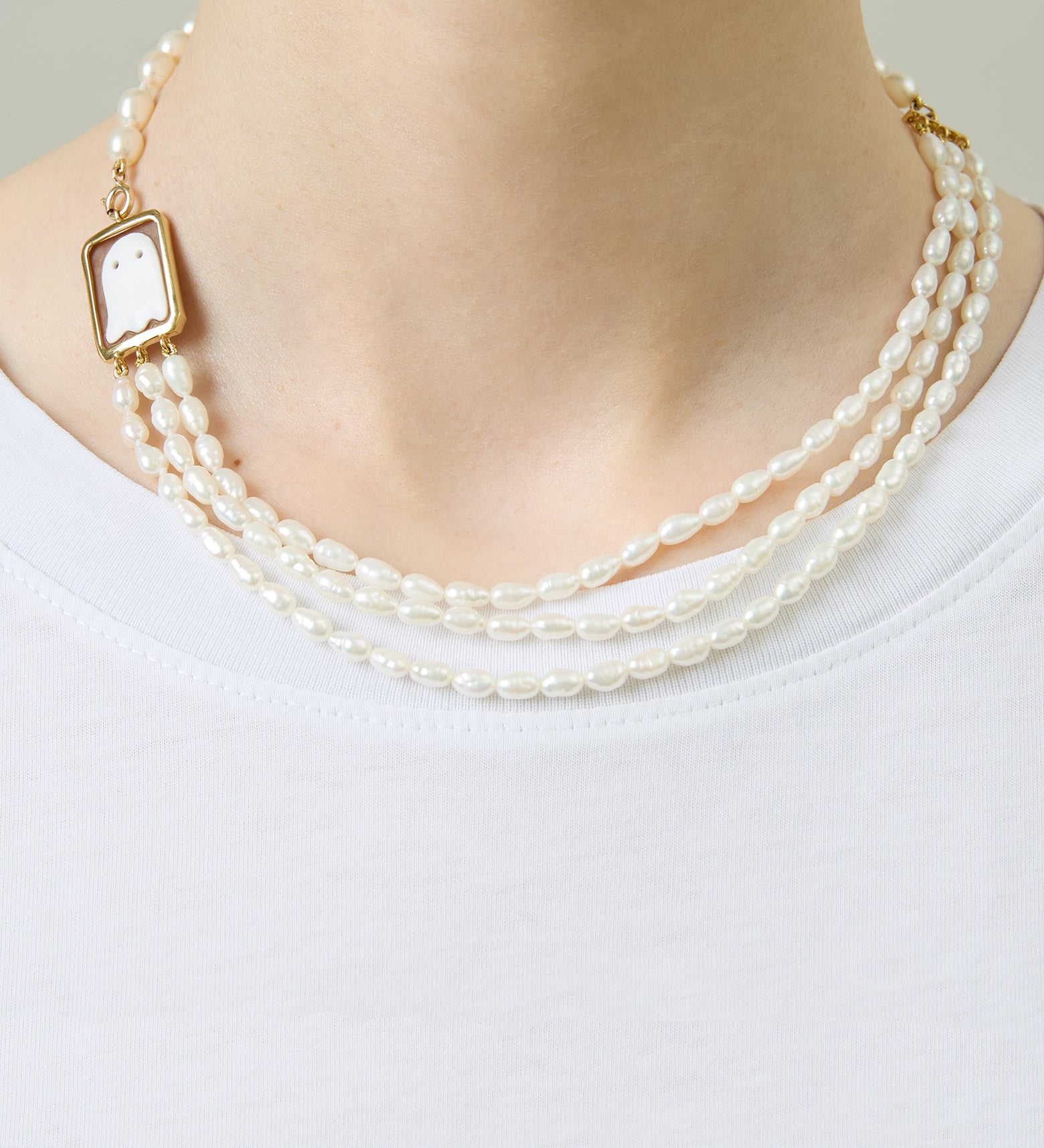 CAMEO FANTASMA MULTIPERLA NECKLACE