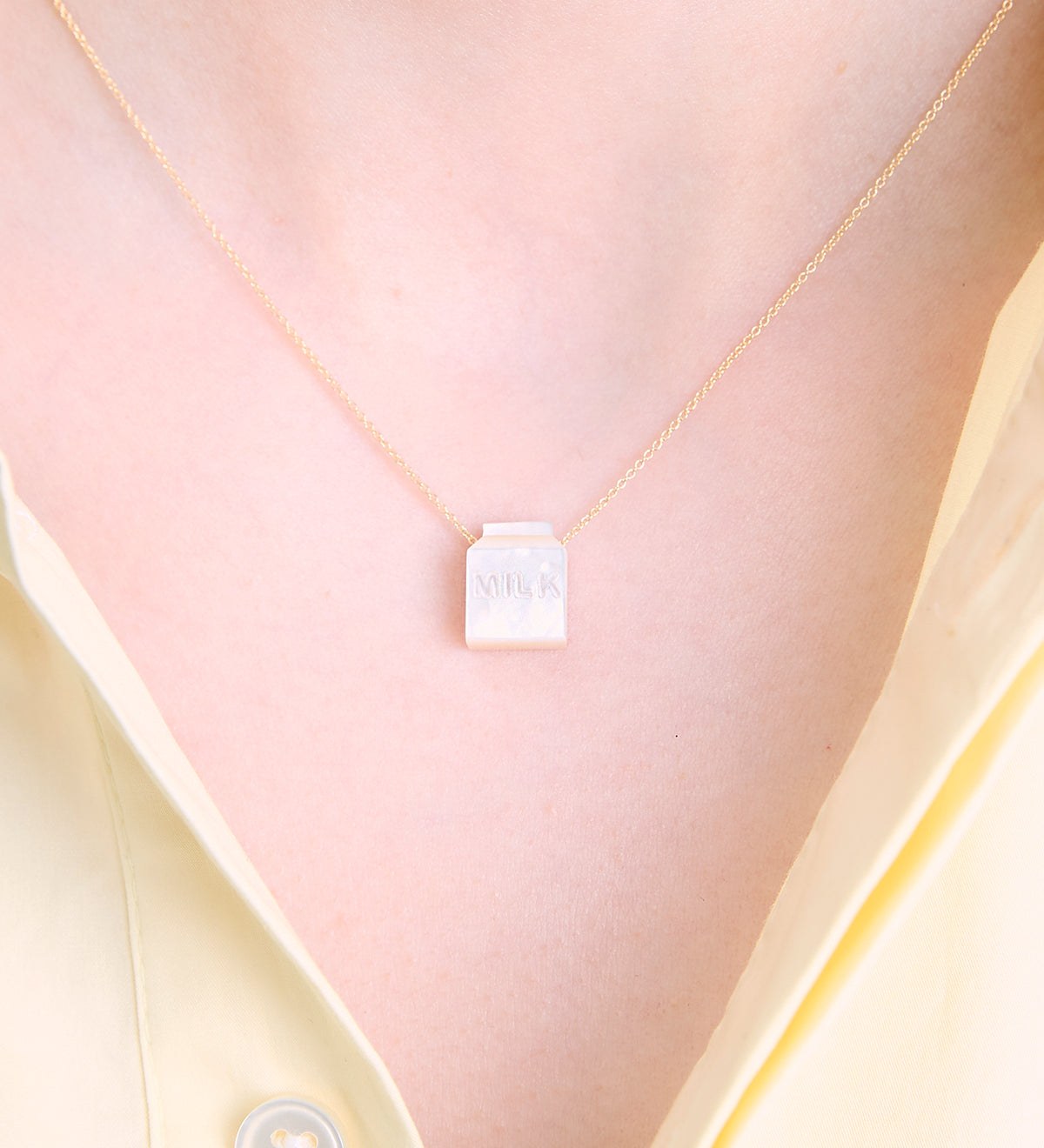 MILK COLLANA
