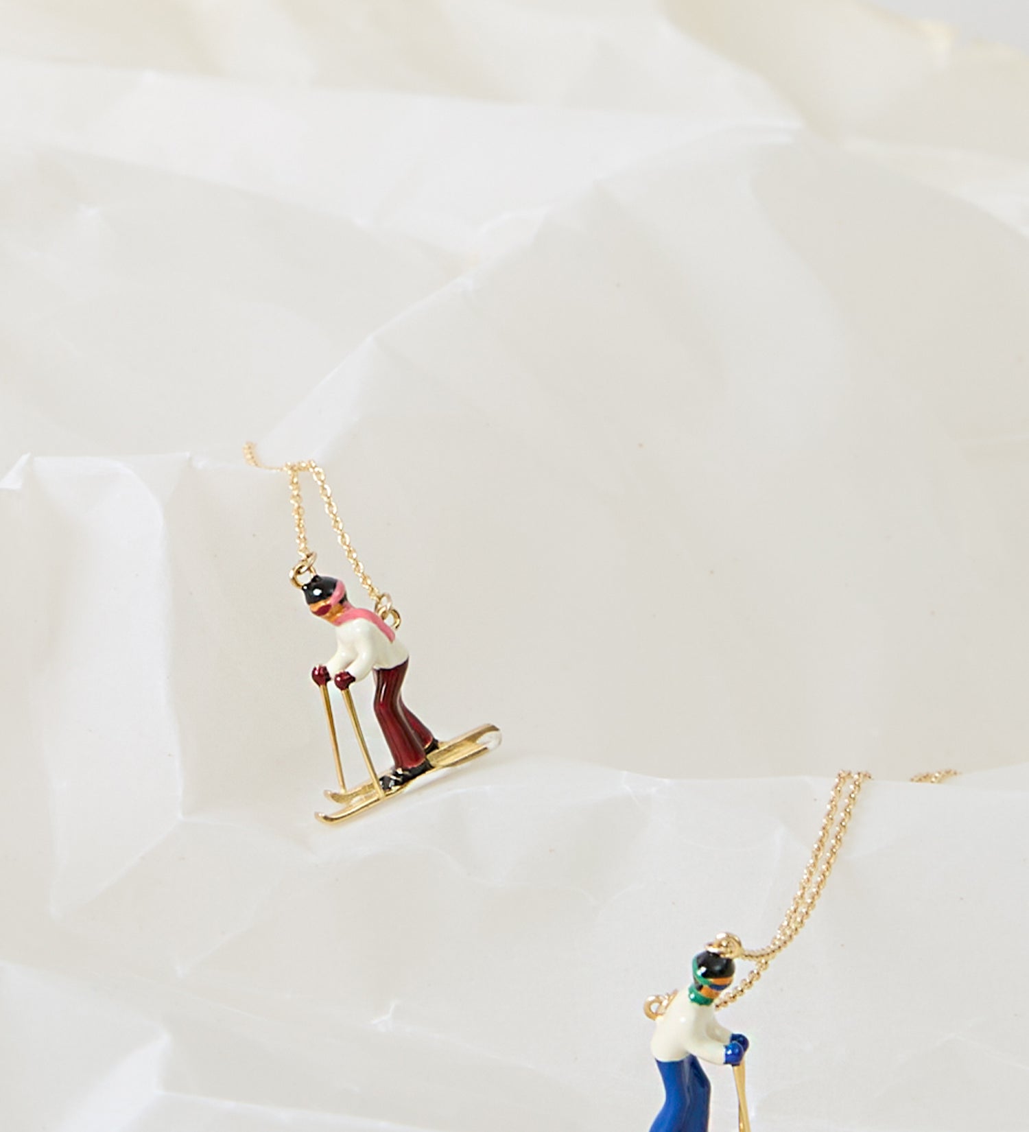SKI BURGUNDY NECKLACE