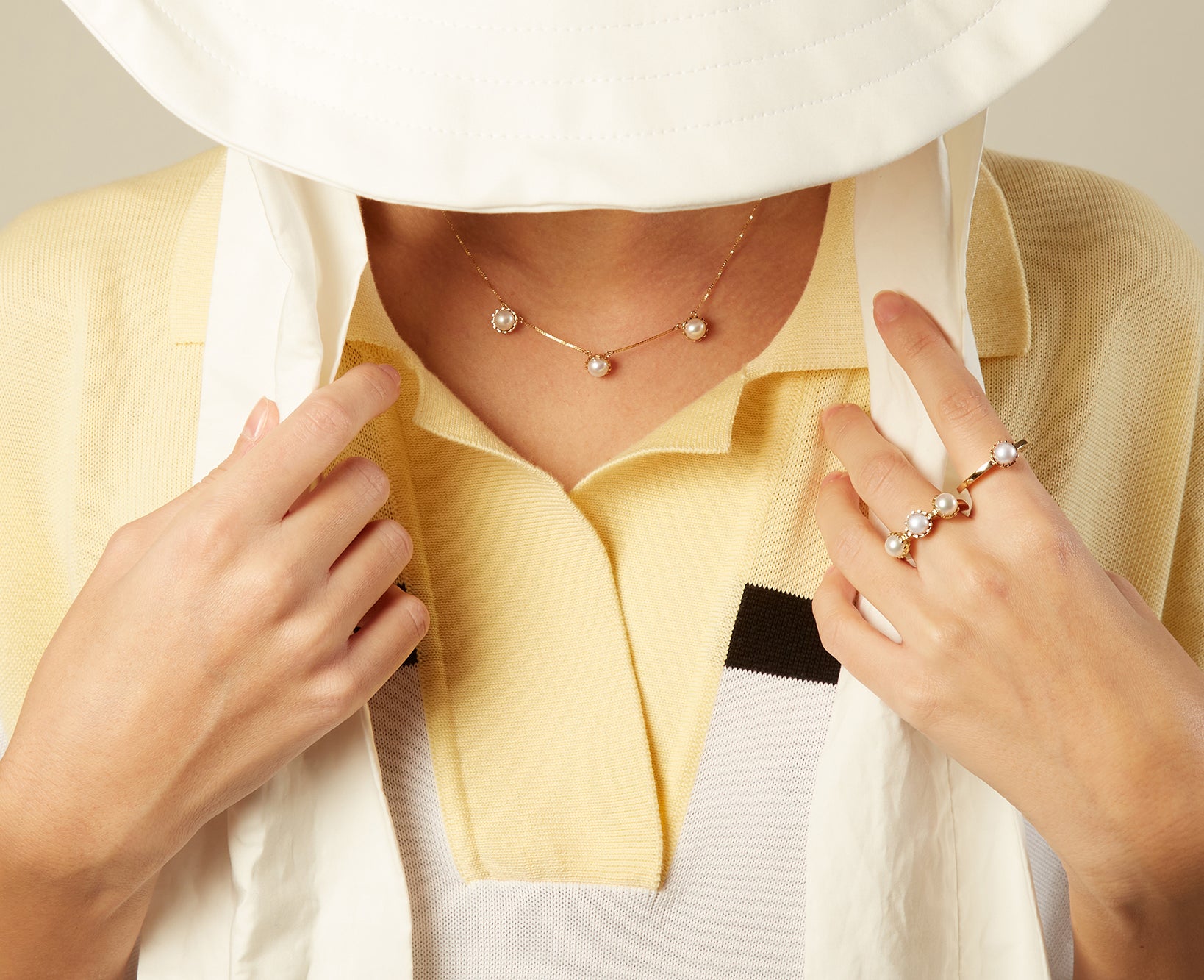 TRIO FLOR PERLA NECKLACE