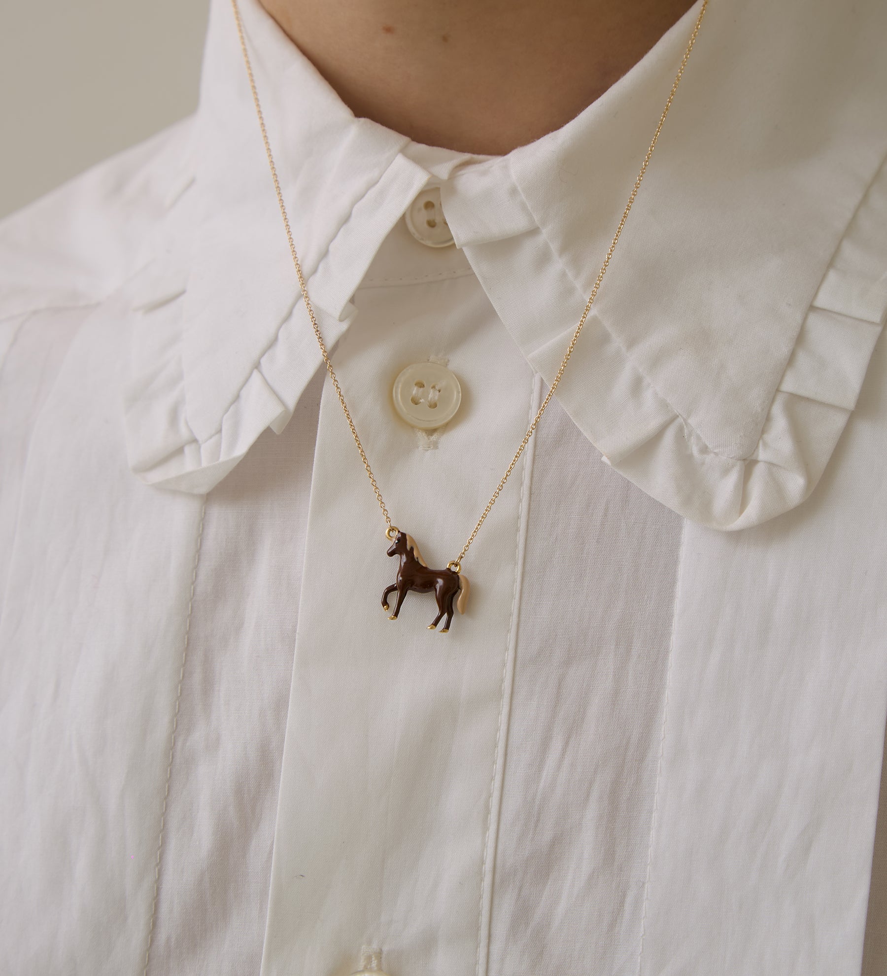 CABALLO MARRONE COLLANA