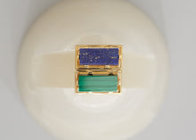 Carica l&#39;immagine nel visualizzatore di Gallery, Gold square rings with lapis lazuli and malachite stones
