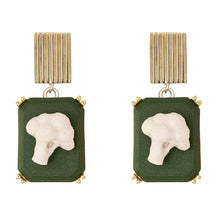 Load image into Gallery viewer, Gold earrings with broccoli shaped cameo in green porcelain

