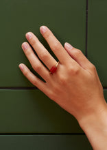 Load image into Gallery viewer, DECO CILINDRO CARNELIAN RING
