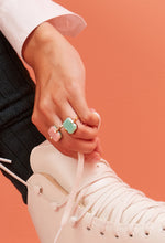 Load image into Gallery viewer, DECO SANDWICH CHRYSOPRASE + CARNELIAN RING
