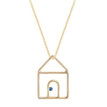 Carica l&#39;immagine nel visualizzatore di Gallery, Gold chain necklace with house shaped pendant and small blue sapphire
