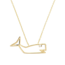 Carica l&#39;immagine nel visualizzatore di Gallery, Gold chain necklace with a whale shaped pendant with diamond
