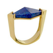 Load image into Gallery viewer, Gold ring with lapis lazuli in rhombus cut
