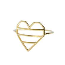 Load image into Gallery viewer, Gold striped heart shaped ring
