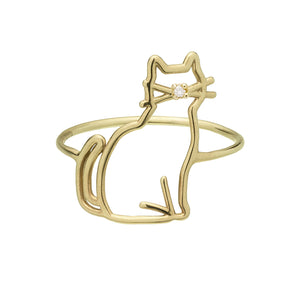 Seated cat shaped gold ring with a diamond nose