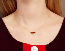 Carica l&#39;immagine nel visualizzatore di Gallery, Woman wearing a gold chain necklace with a watermelon slice in red coral and oxidized turquoise
